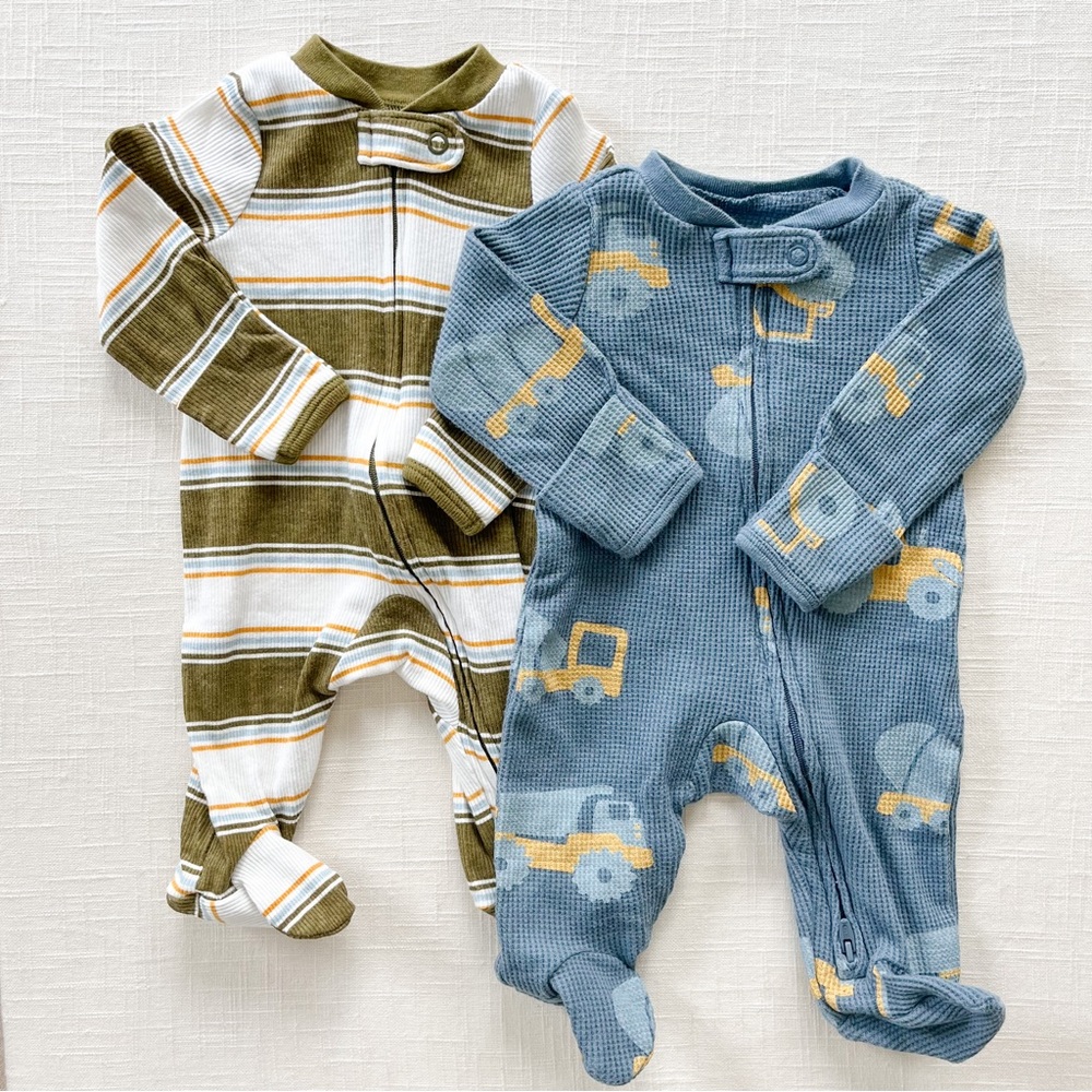 Carters baby boy footie pajamas Newborn NB.